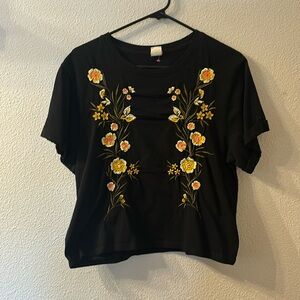 Darling Blue floral short sleeve size large